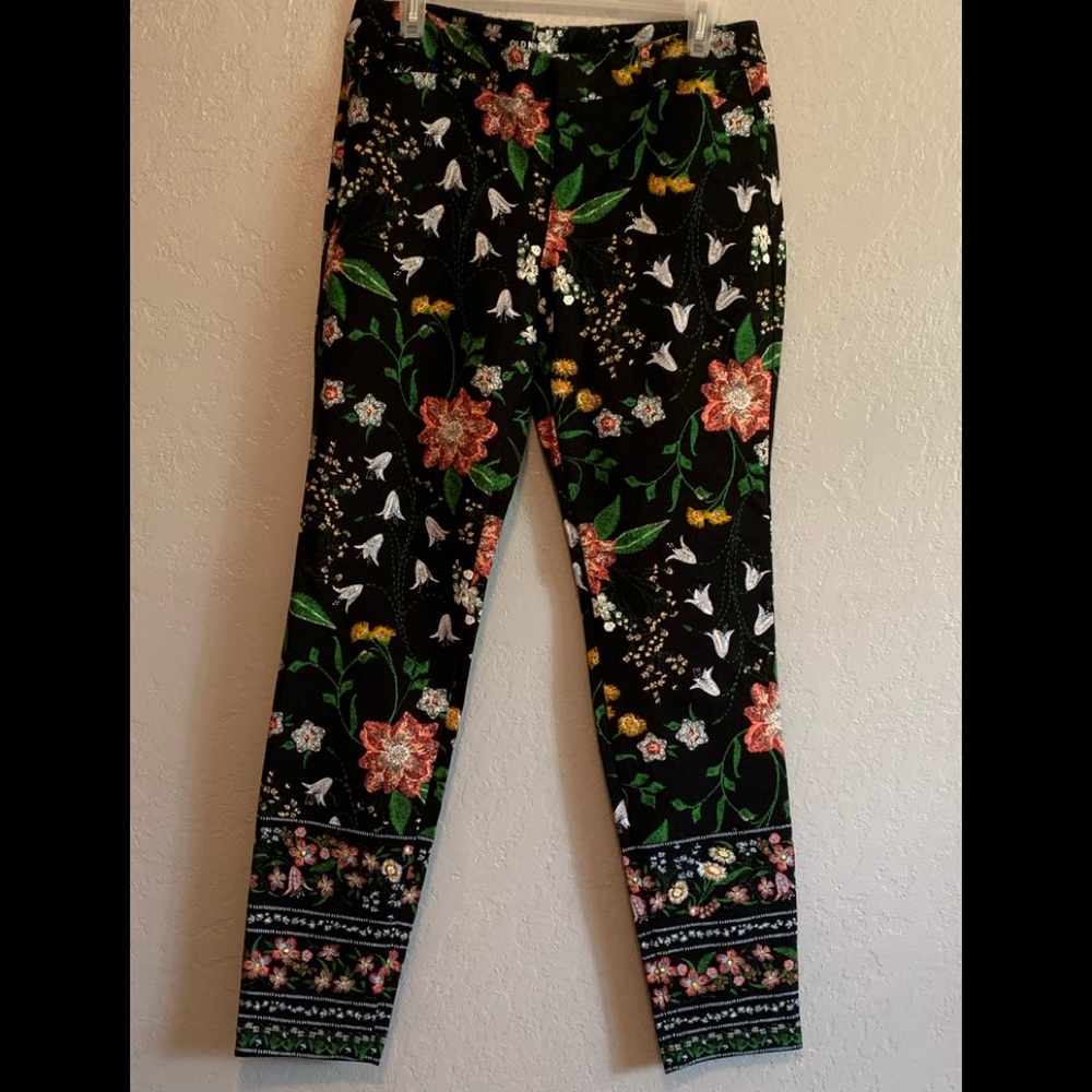 Old Navy Full Length Pixie Pants size 10